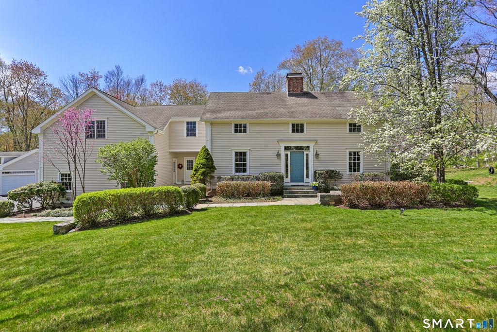 4041 Redding Road, Fairfield, CT 06824