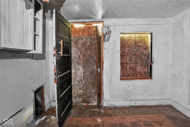 639 Warren Avenue, Indianapolis, IN 46221