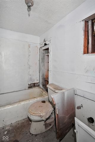 639 Warren Avenue, Indianapolis, IN 46221