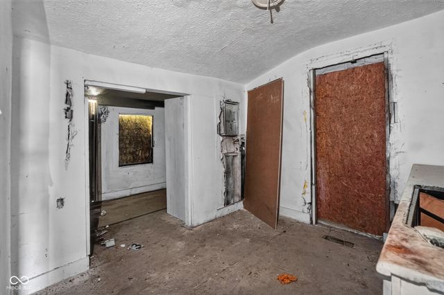 639 Warren Avenue, Indianapolis, IN 46221