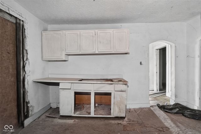 639 Warren Avenue, Indianapolis, IN 46221