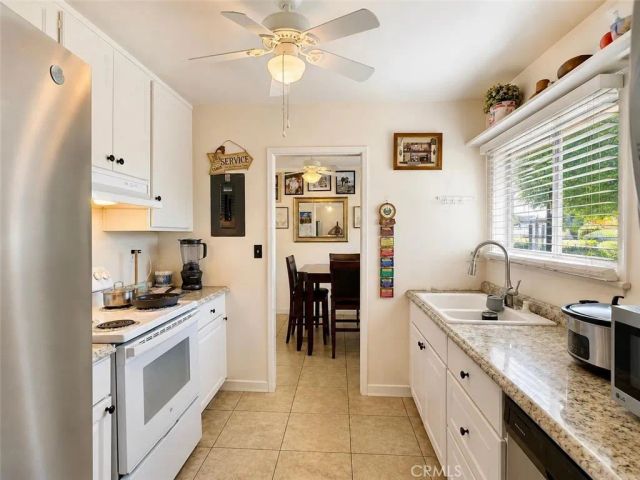 3502 Towne Center Dr., La Verne, CA 91750