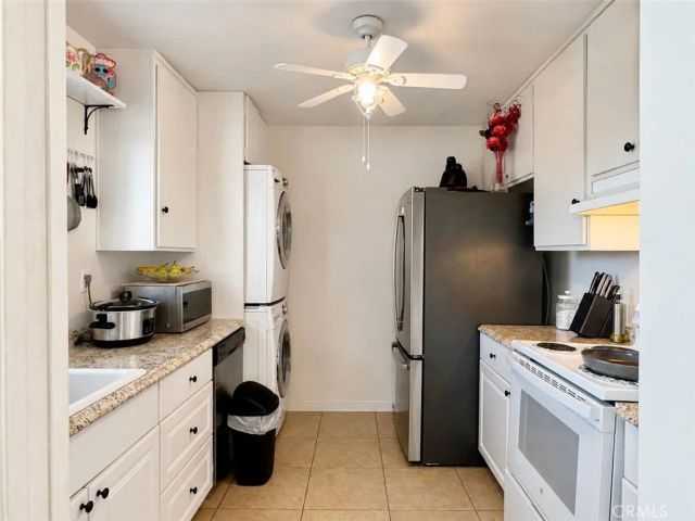 3502 Towne Center Dr., La Verne, CA 91750