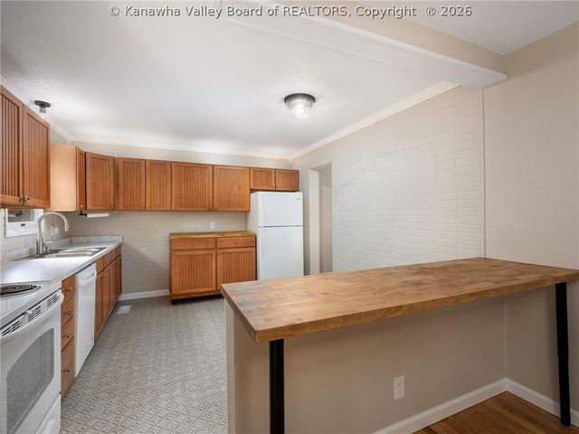 54 Corey Drive, Poca, WV 25159
