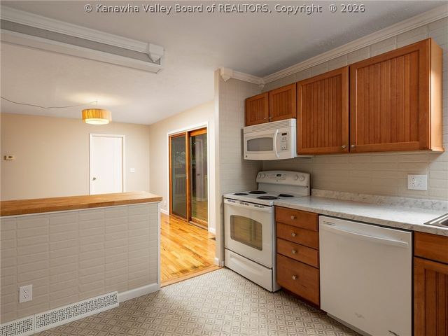 54 Corey Drive, Poca, WV 25159