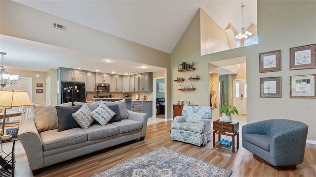 15150 Wild Honey Lane, Garfield, AR 72732