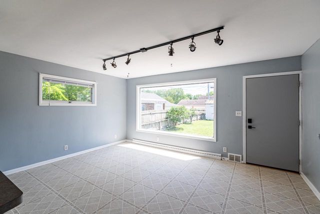 2332 Ferry STREET, La Crosse, WI 54601