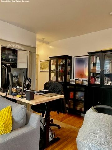 1697 Commonwealth Ave 2, Boston, MA 02135