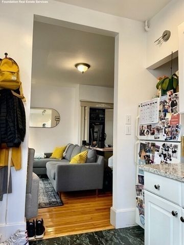 1697 Commonwealth Ave 2, Boston, MA 02135