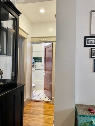 1697 Commonwealth Ave 2, Boston, MA 02135