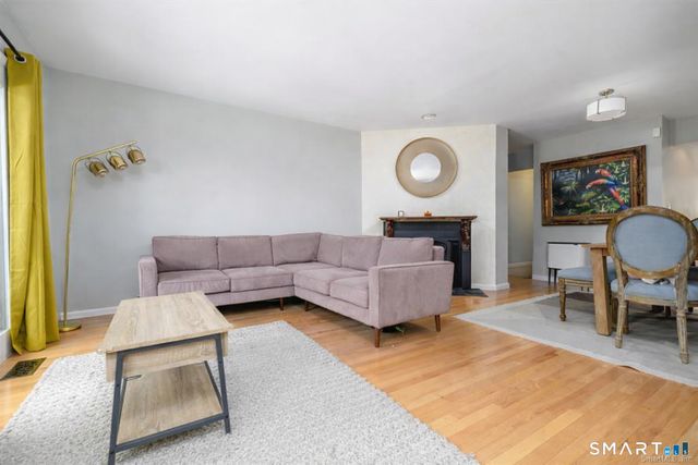 81 Wolfpit Avenue APT B3, Norwalk, CT 06851