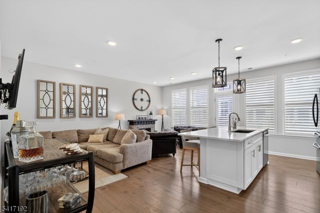 29 Robeson St, Somerville Boro, NJ 08876