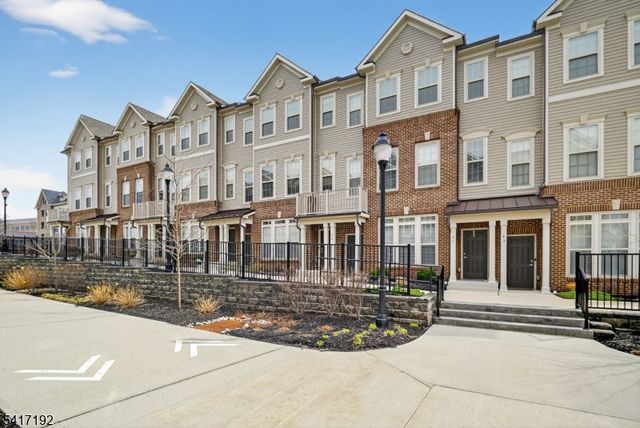 29 Robeson St, Somerville Boro, NJ 08876