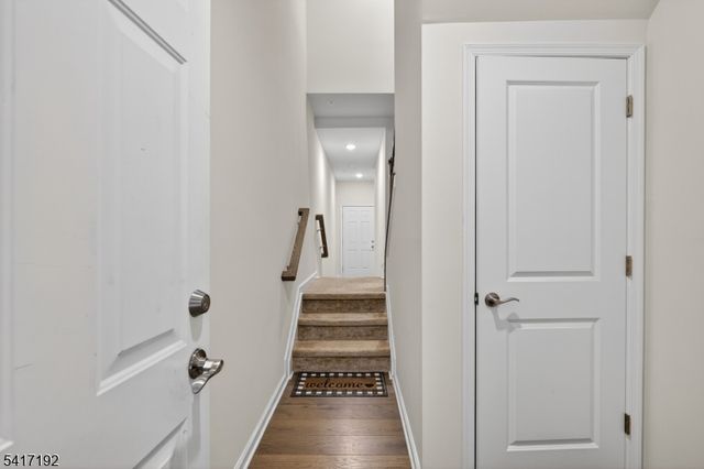 29 Robeson St, Somerville Boro, NJ 08876