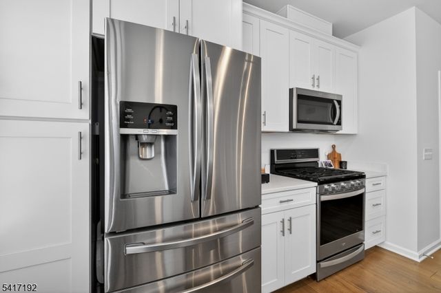 29 Robeson St, Somerville Boro, NJ 08876