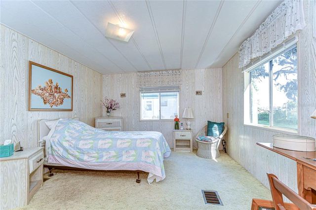 34834 CARL AVENUE, Zephyrhills, FL 33541