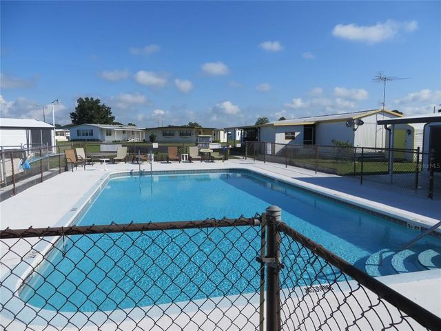 34834 CARL AVENUE, Zephyrhills, FL 33541