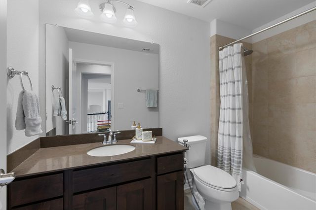 2905 Browntop CT, Leander, TX 78641