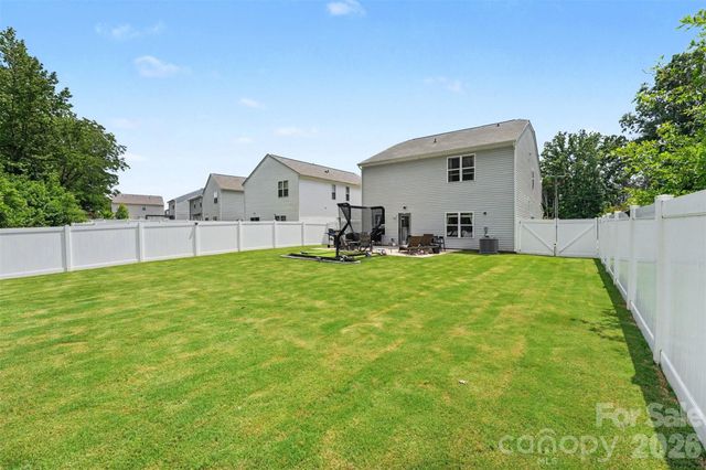 2007 Karen Woods Lane, Charlotte, NC 28216