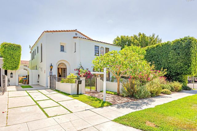 268 S Arden Blvd., Los Angeles, CA 90004