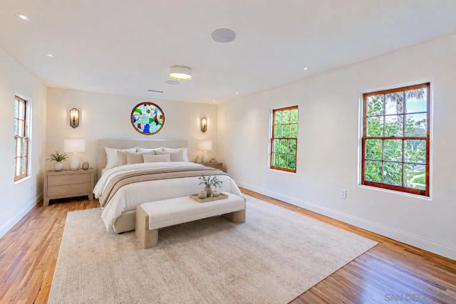 268 S Arden Blvd., Los Angeles, CA 90004
