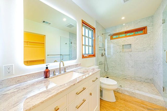 268 S Arden Blvd., Los Angeles, CA 90004