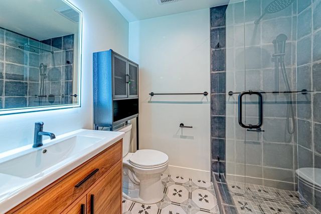 268 S Arden Blvd., Los Angeles, CA 90004