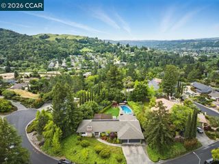 314 Draeger Dr, Moraga, CA 94556