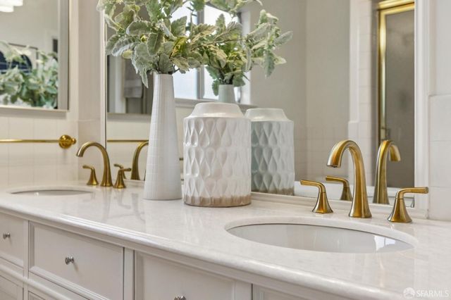 1479 42nd Avenue, San Francisco, CA 94122