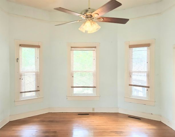 717 College Drive, Gaffney, SC 29340