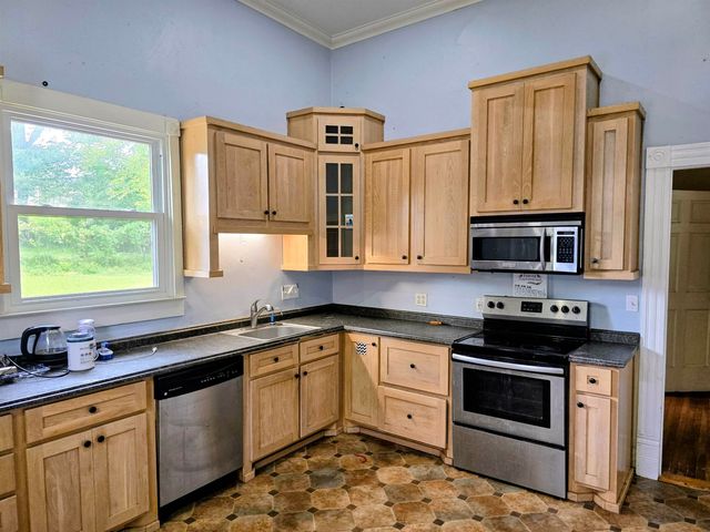 717 College Drive, Gaffney, SC 29340