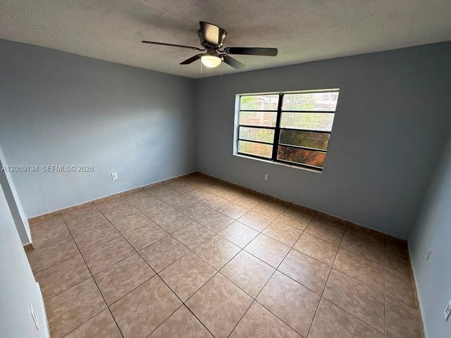 1325 W 68th Street 111, Hialeah, FL 33014