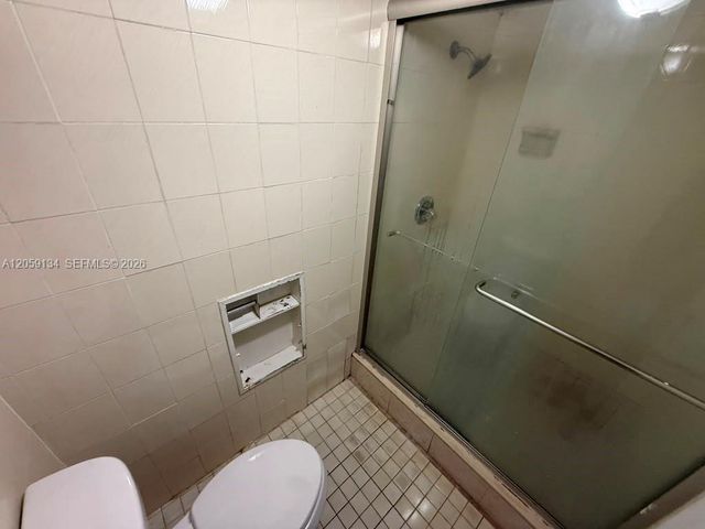 1325 W 68th Street 111, Hialeah, FL 33014