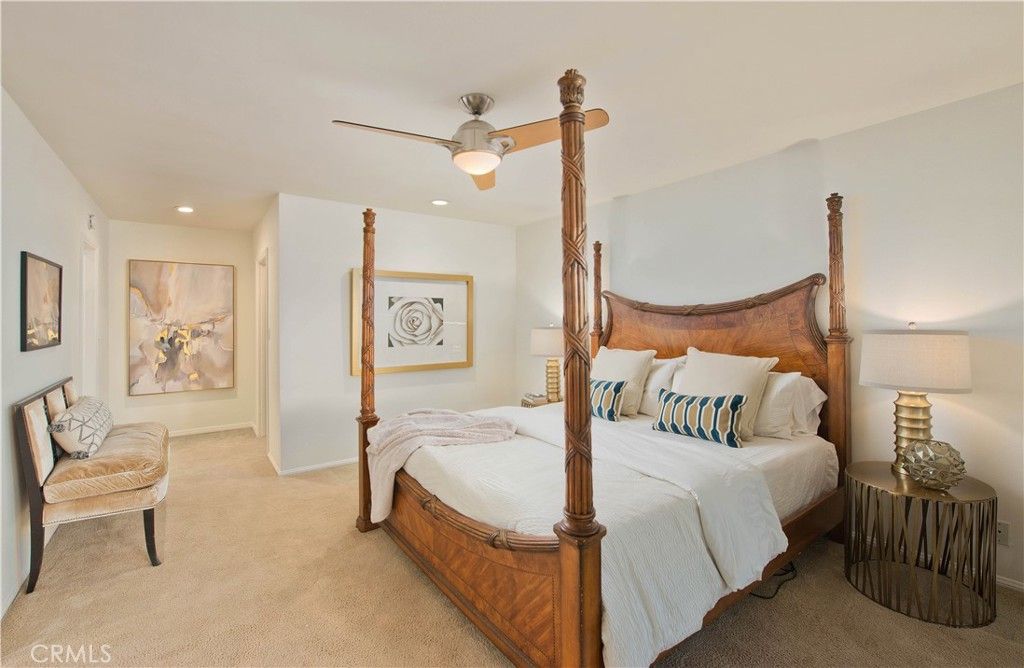 Image 14 of property listing at 16529 Adlon Road, Encino, CA 91436