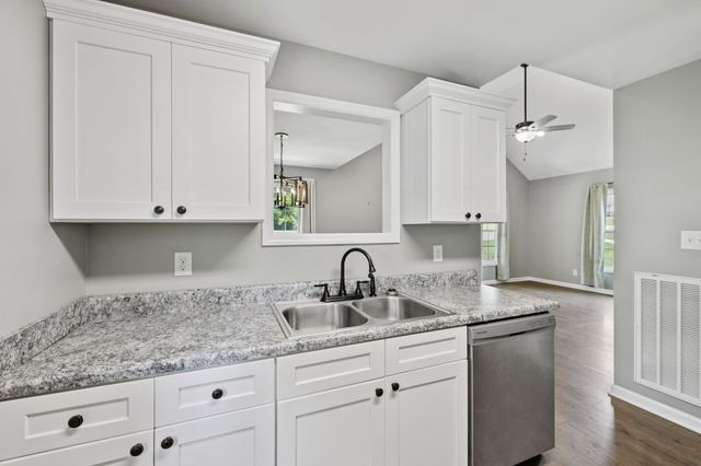 521 5th Ave, N, Lewisburg, TN 37091