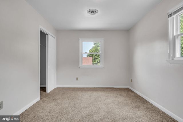36 EDGELEA DR, Chambersburg, PA 17201