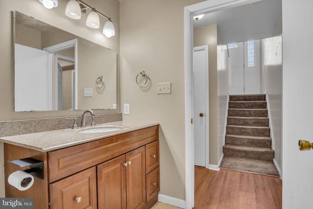 36 EDGELEA DR, Chambersburg, PA 17201