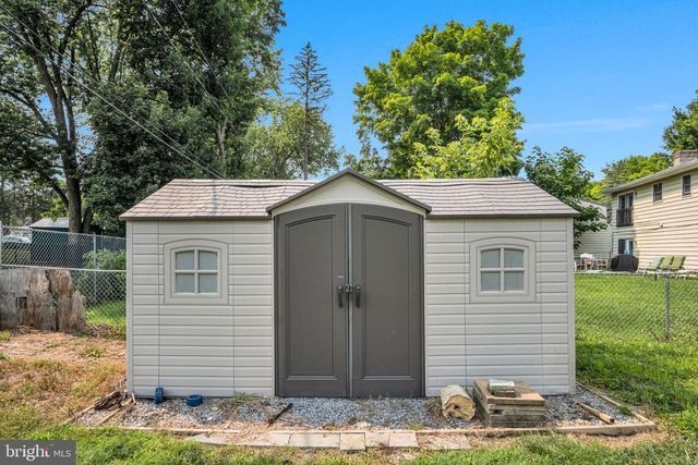 36 EDGELEA DR, Chambersburg, PA 17201