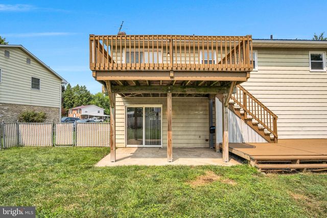 36 EDGELEA DR, Chambersburg, PA 17201