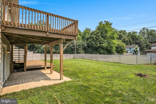 36 EDGELEA DR, Chambersburg, PA 17201