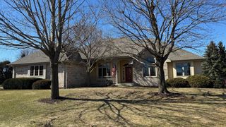 W150N10257 Windsong CIRCLE, Germantown, WI 53022