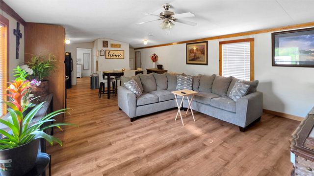 14628 FM RD 148, Scurry, TX 75158
