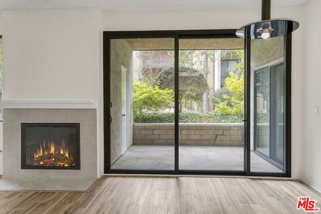 8707 Falmouth Avenue 101, Playa Del Rey, CA 90293