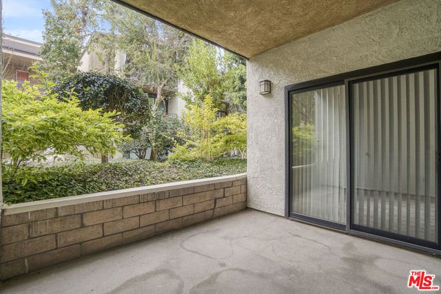 8707 Falmouth Avenue 101, Playa Del Rey, CA 90293