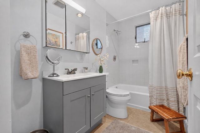 41 Harrington Ave 41, Quincy, MA 02169