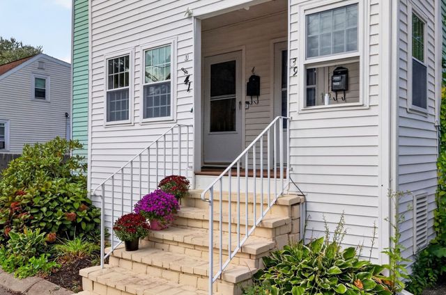 41 Harrington Ave 41, Quincy, MA 02169