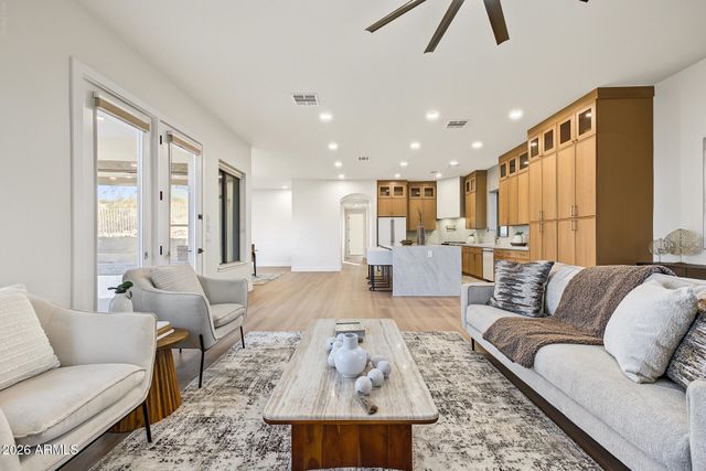 6315 W PRICKLY PEAR Trail, Phoenix, AZ 85083