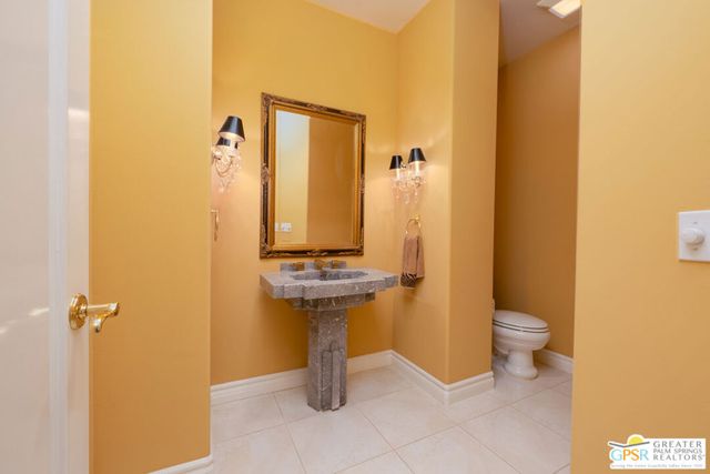 1019 Andreas Palms Drive, Palm Springs, CA 92264