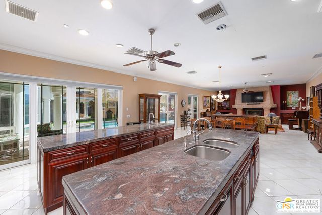 1019 Andreas Palms Drive, Palm Springs, CA 92264