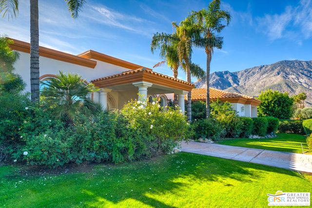 1019 Andreas Palms Drive, Palm Springs, CA 92264